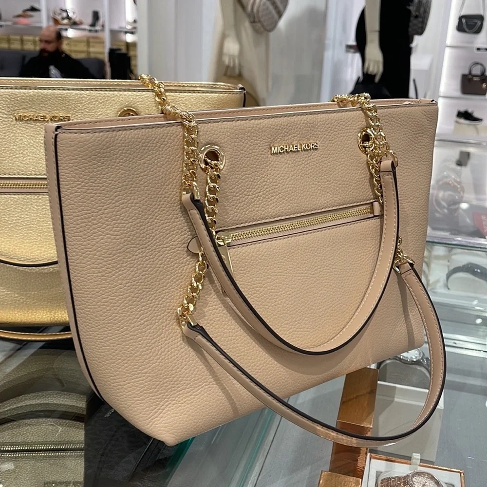 MICHAEL KORS Jet Set Medium Front Zip Pebbled Leather Chain Tote Bag Buff NWT